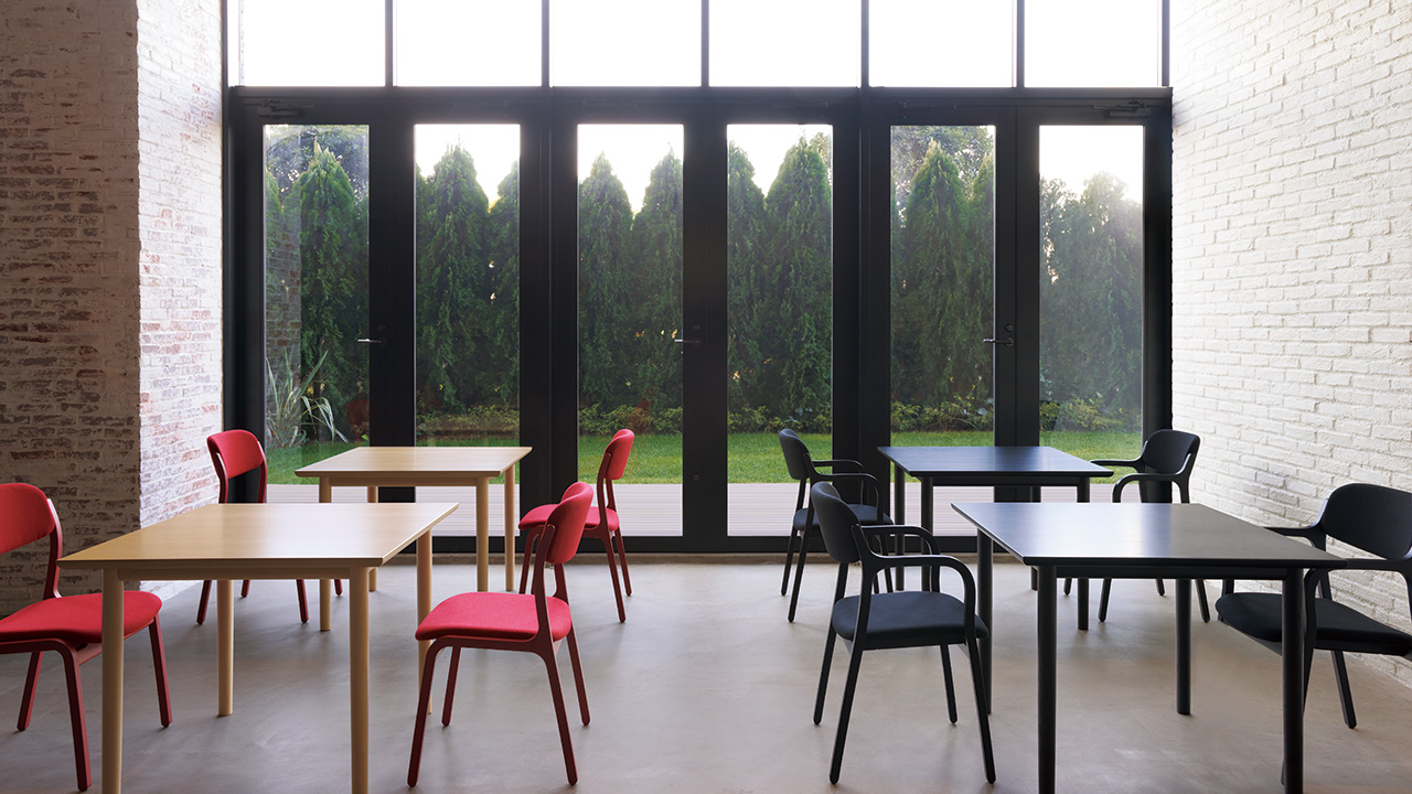 キャンティーン｜オフィス｜製品情報｜株式会社オカムラ