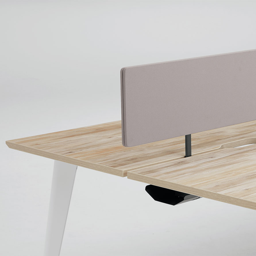 ライブス ワークテーブル｜コワーキング・シェアオフィス｜オフィス